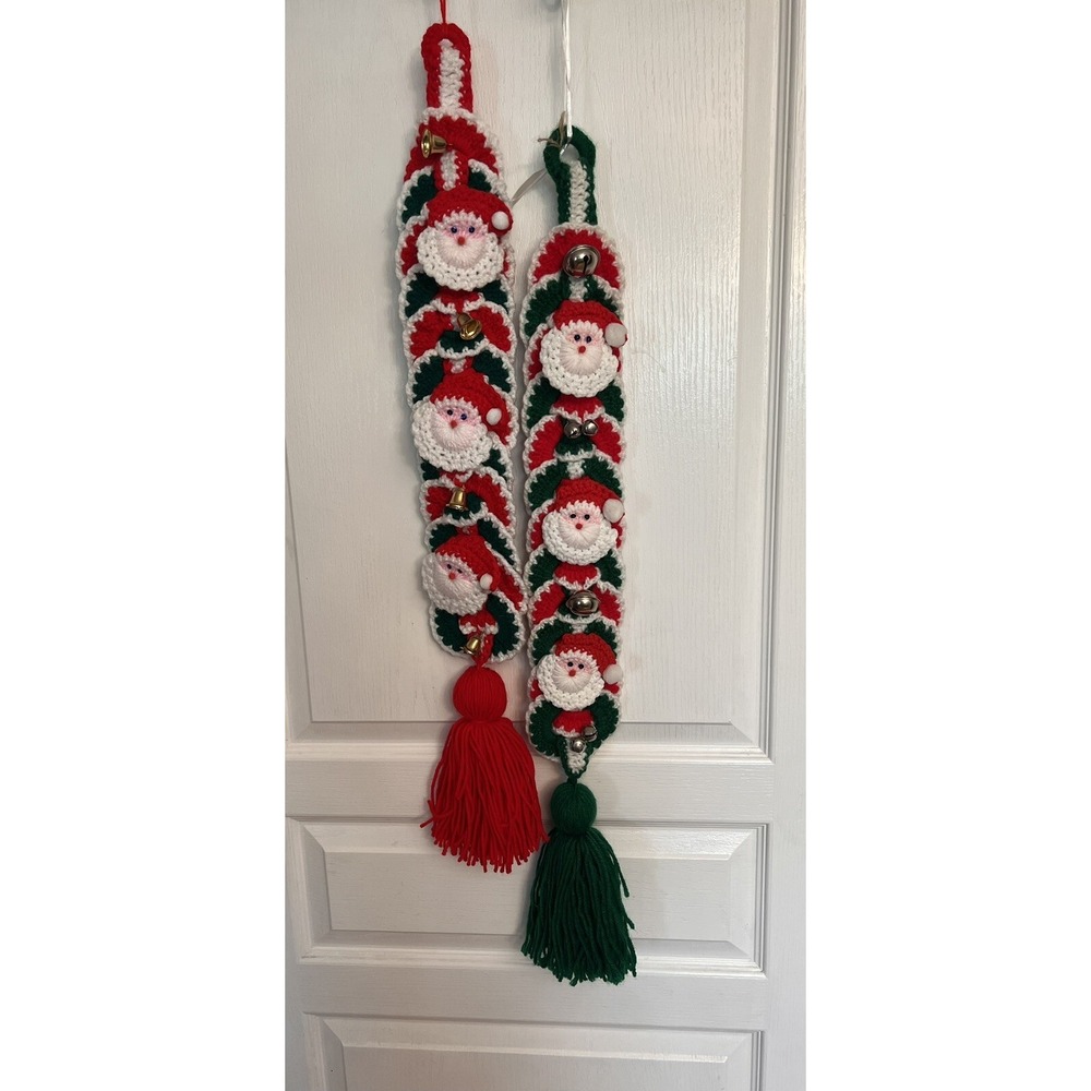 Vintage 60s Handmade Crocheted Santa  Wall Hanger Red Green Tassle 4 x 31"‎ MCM